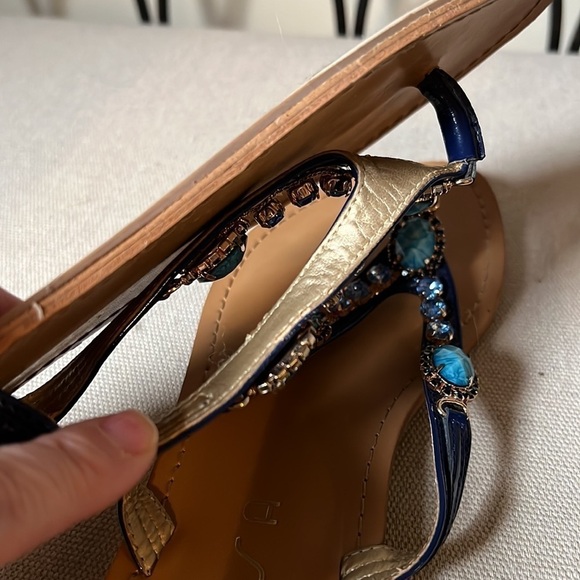 UNISA jeweled blue flat flip flops sandals size 8.5M - Picture 5 of 8